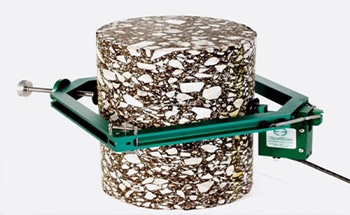 Epsilon MODEL 3975 Extensometers for Diametral Rock and Concrete Testing
