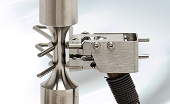 7642 High Temperature Un-Cooled Axial Extensometers (700 °C), Ideal for Testing Composites, Metals and High Temperatures