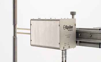 Measuring Axial and Torsional Strains at Temperatures up to (1200 °C or 1600 °C) with the 7650 High Temperature Axial/ Torsional Extensometers